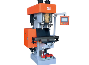 ZSK4150x2-IIZSK4132x2-II立(li)式雙軸複(fu)合機(伺服(fu))